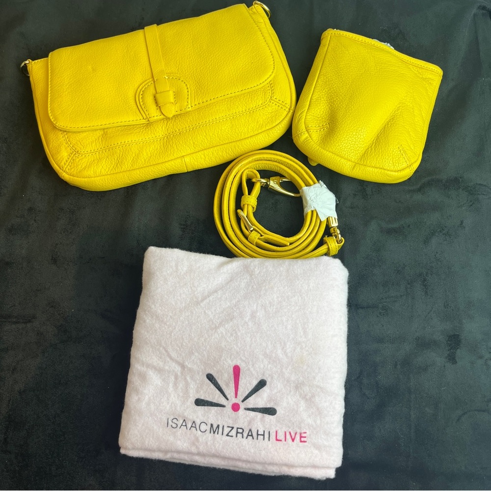 Isaac Mizrahi Live Yellow Pebbled Leather Drawstring Bucket Handbag  Purse Set - Picture 2 of 16